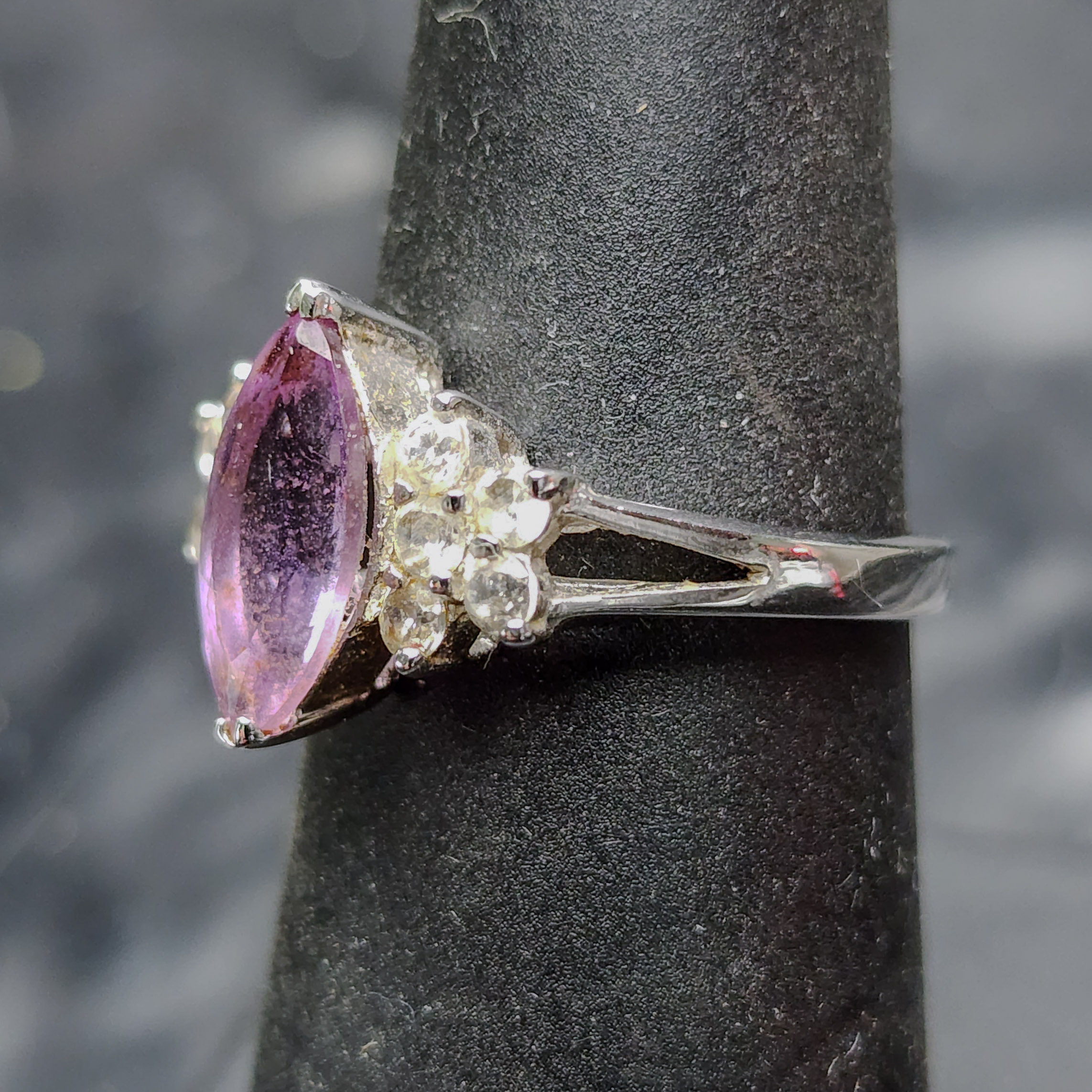 Sterling Silver 925 Marquis Cut Amethyst CZ Ring Purple Gemstone Size 7 💎 - Picture 1 of 5